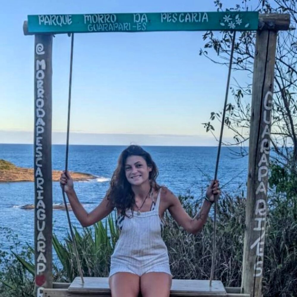 Meet your Posher, Adrienne